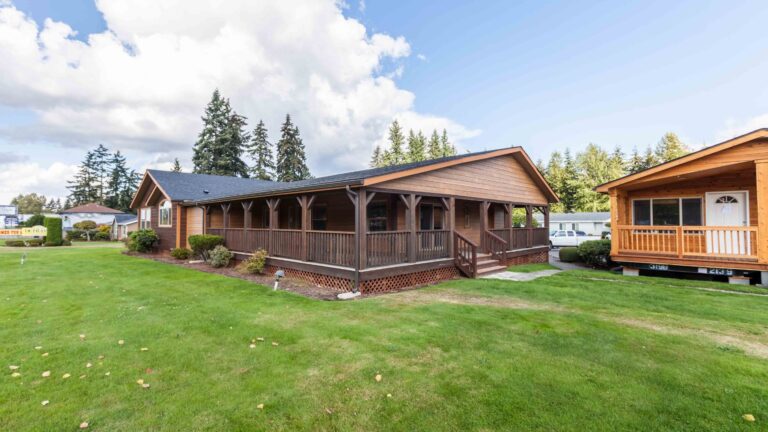 Exterior of a modern manufactured home