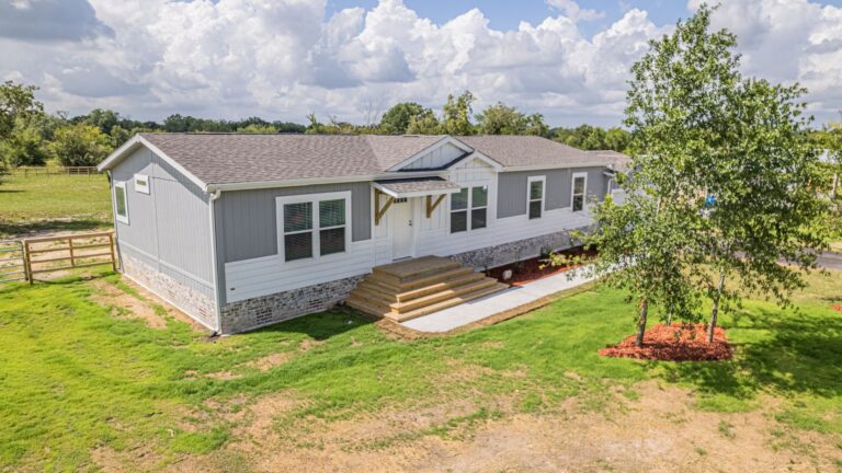 Exterior of a modern manufactured home